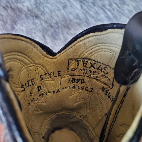 Vintage TEXAS Brand Leather Western Cowboy Boots in black. - Picture 6 of 10